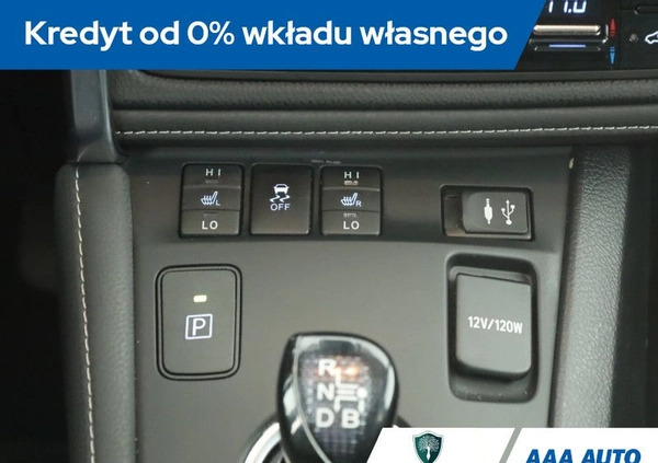 Toyota Auris cena 66000 przebieg: 83298, rok produkcji 2015 z Wadowice małe 326